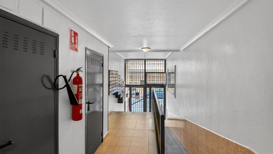 Venta - Apartment - Torrevieja - Torrevieja Centro