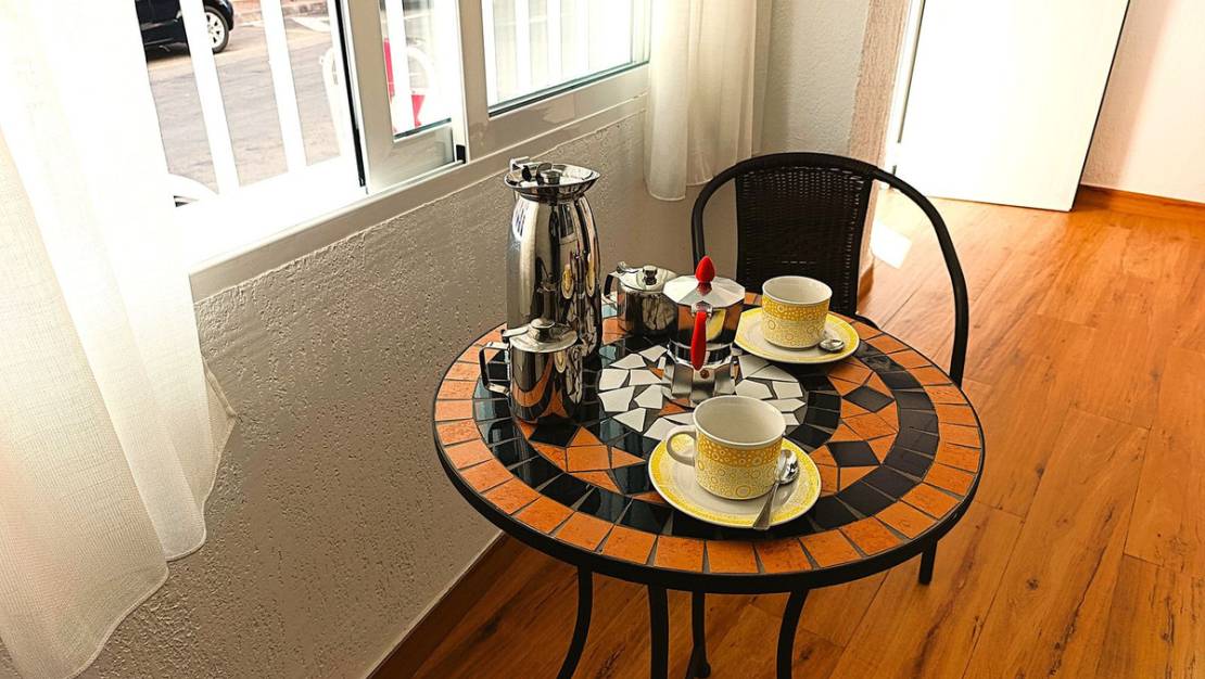 Venta - Apartment - Torrevieja - Torrevieja Centro
