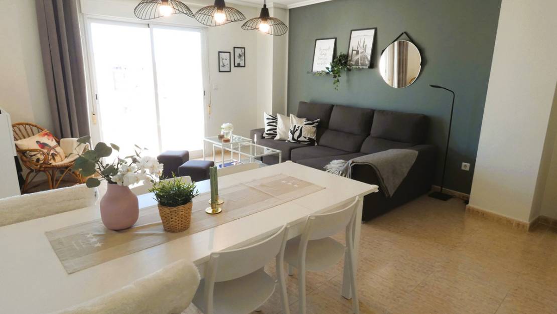 Venta - Apartment - Torrevieja - Torrevieja Centro