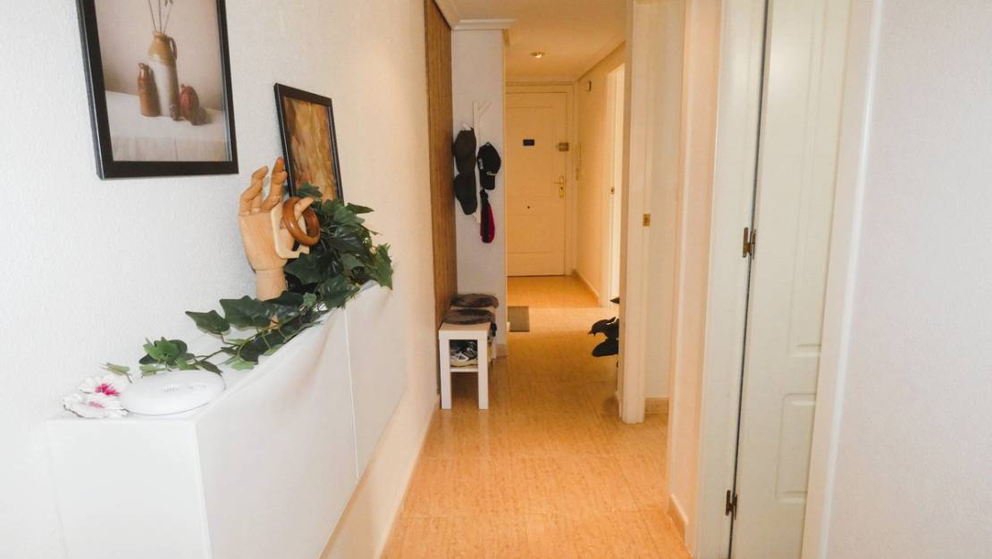 Venta - Apartment - Torrevieja - Torrevieja Centro