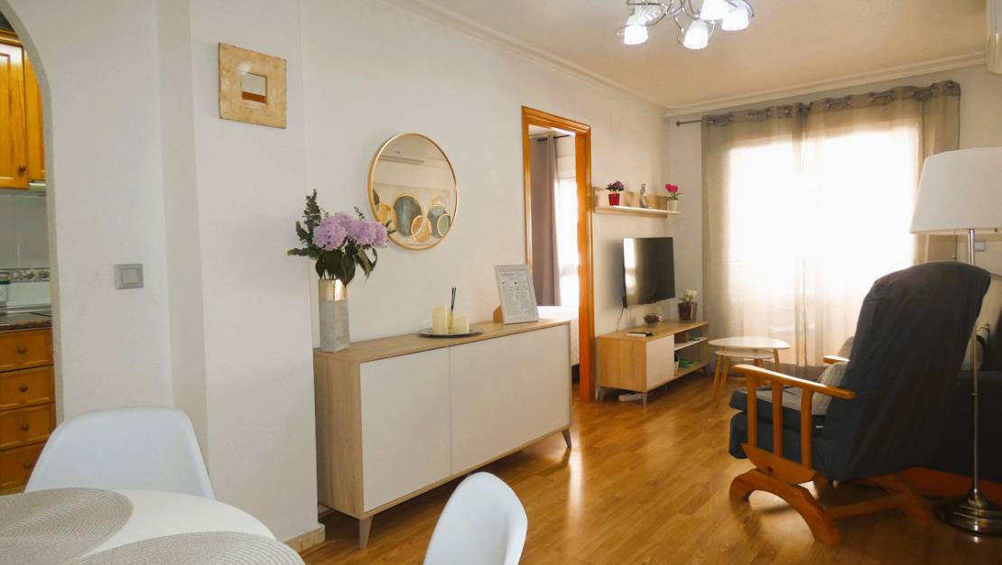 Venta - Apartment - Torrevieja - Torrevieja Centro