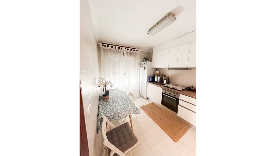 Venta - Apartment - Torrevieja - Torrevieja Centro