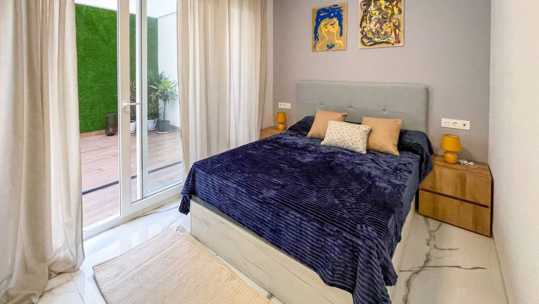 Venta - Apartment - Torrevieja - Torrevieja Centro