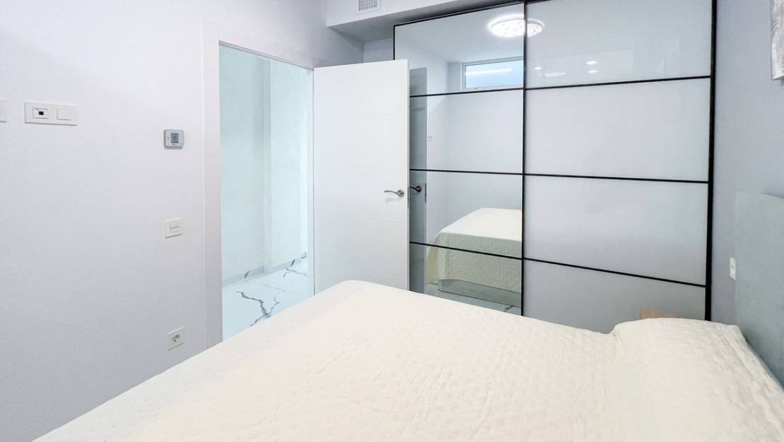 Venta - Apartment - Torrevieja - Torrevieja Centro