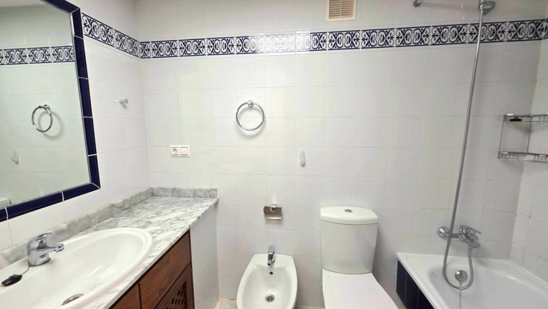 Venta - Apartment - Torrevieja - Torrevieja Centro