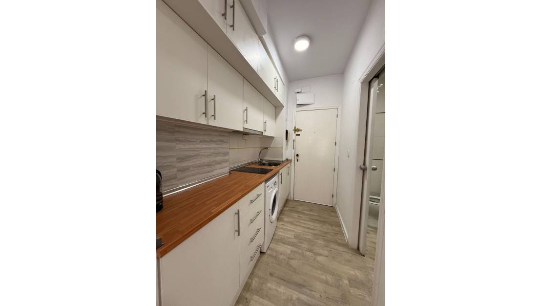 Venta - Apartment - Torrevieja - Torrevieja Centro