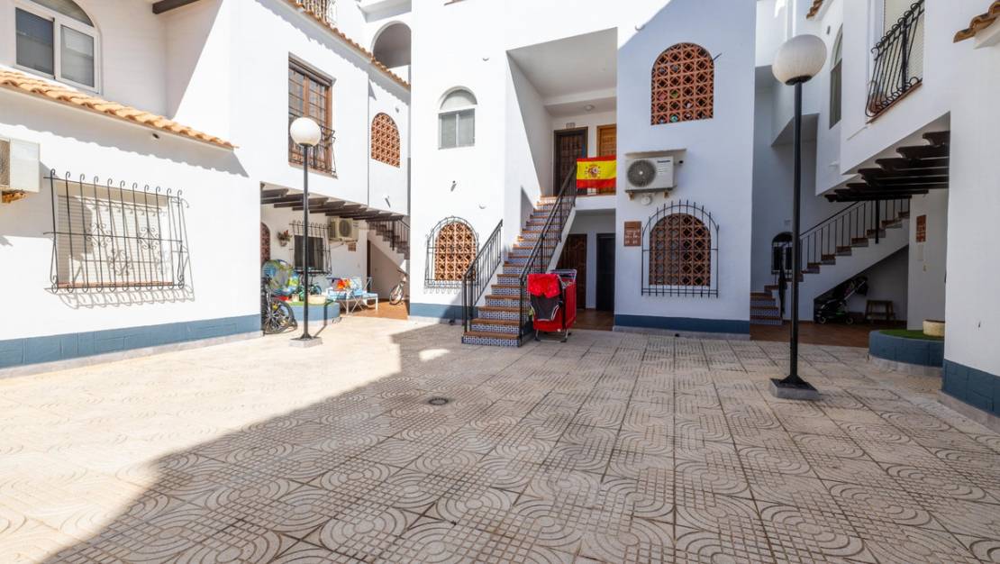 Venta - Apartment - Torrevieja - Torrevieja Centro