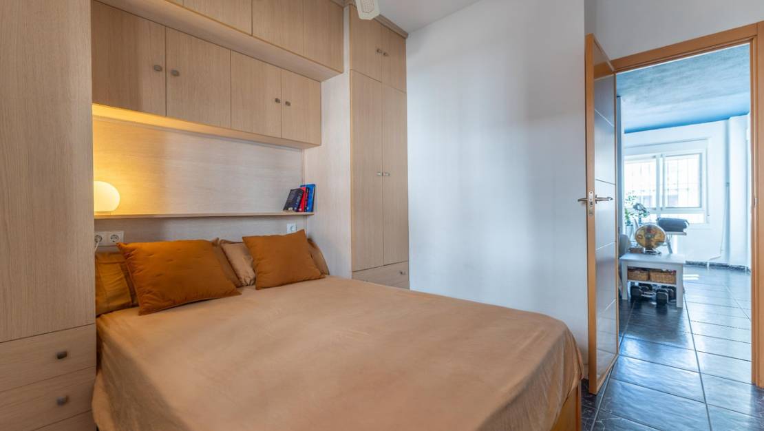 Venta - Apartment - Torrevieja - Torrevieja Centro