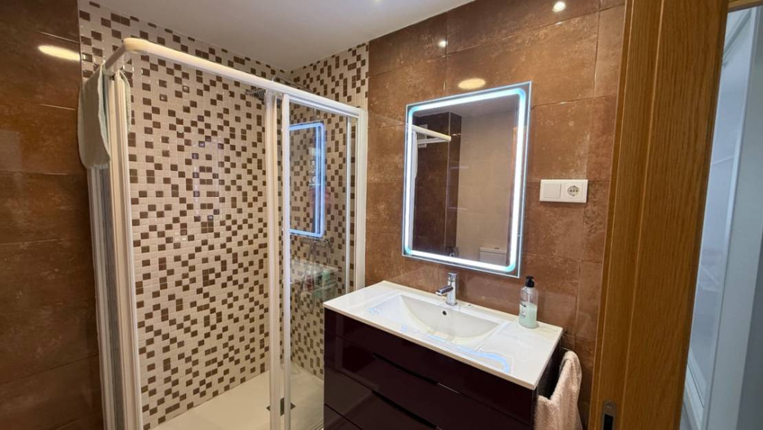 Venta - Apartment - Torrevieja - Torrevieja Centro