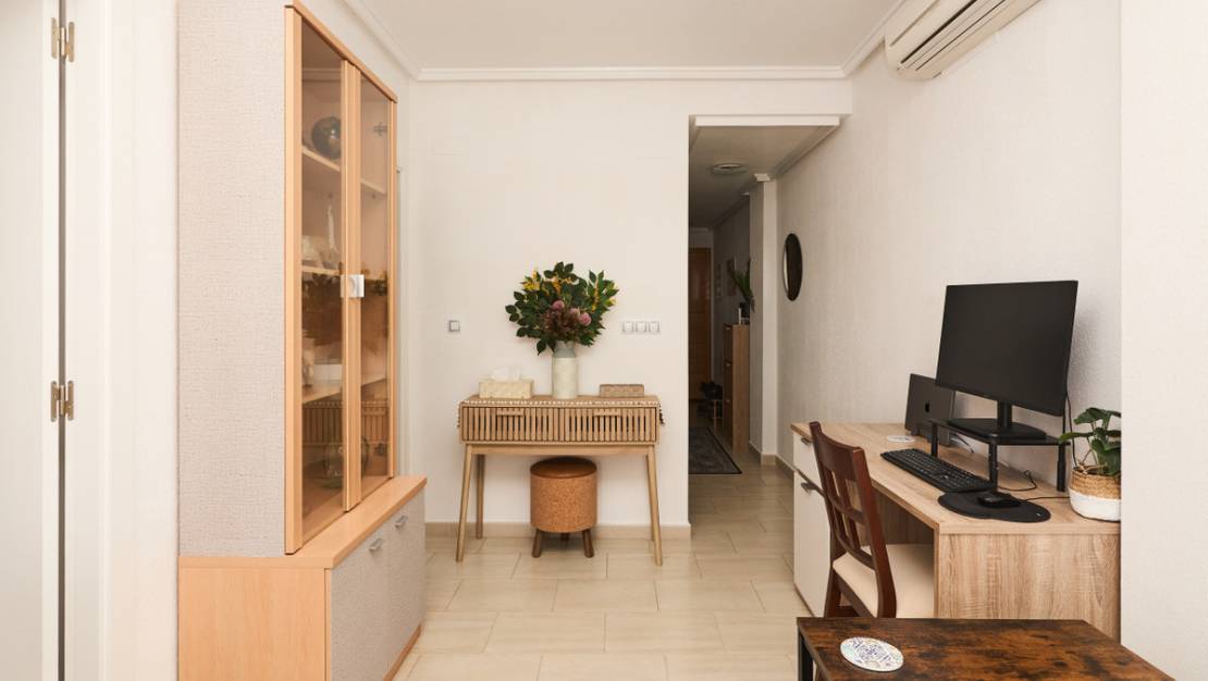 Venta - Apartment - Torrevieja - Torrevieja Centro
