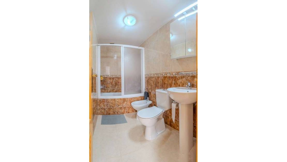Venta - Apartment - Torrevieja - Torrevieja Centro