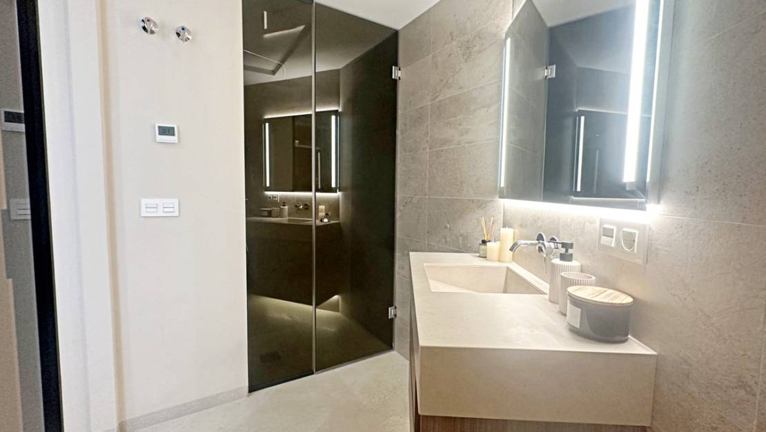 Venta - Apartment - Torrevieja - Torrevieja Centro