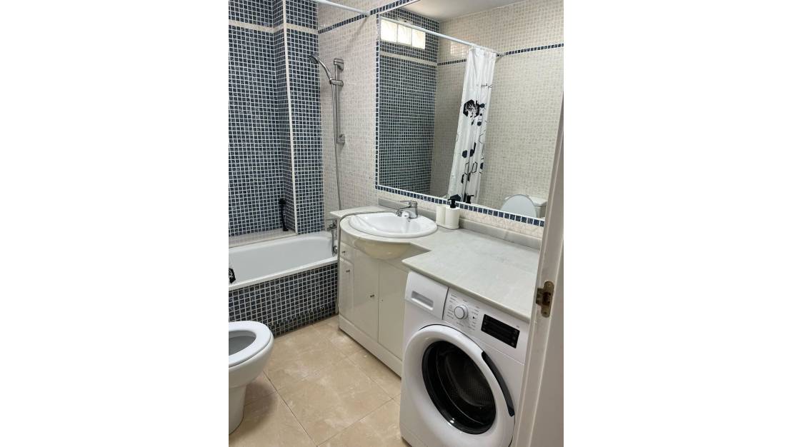Venta - Apartment - Torrevieja - Torrevieja Centro