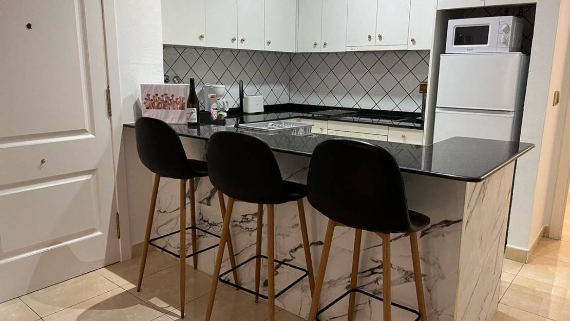 Venta - Apartment - Torrevieja - Torrevieja Centro