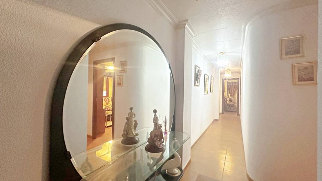 Venta - Apartment - Torrevieja - Torrevieja Centro