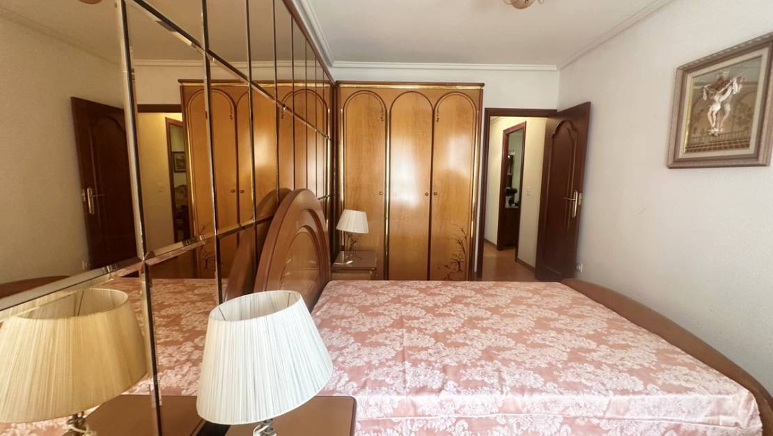 Venta - Apartment - Torrevieja - Torrevieja Centro