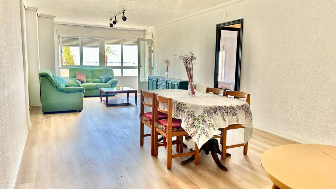 Venta - Apartment - Torrevieja - Torrevieja Centro