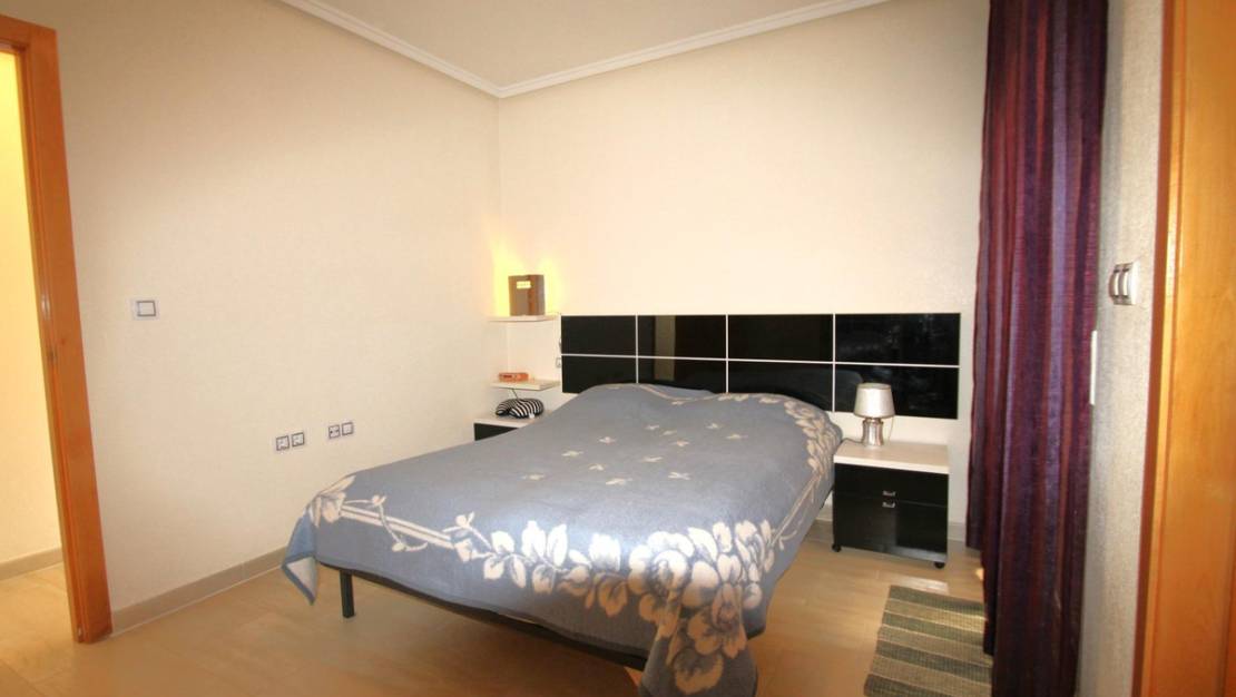 Venta - Apartment - Torrevieja - Torrevieja Centro