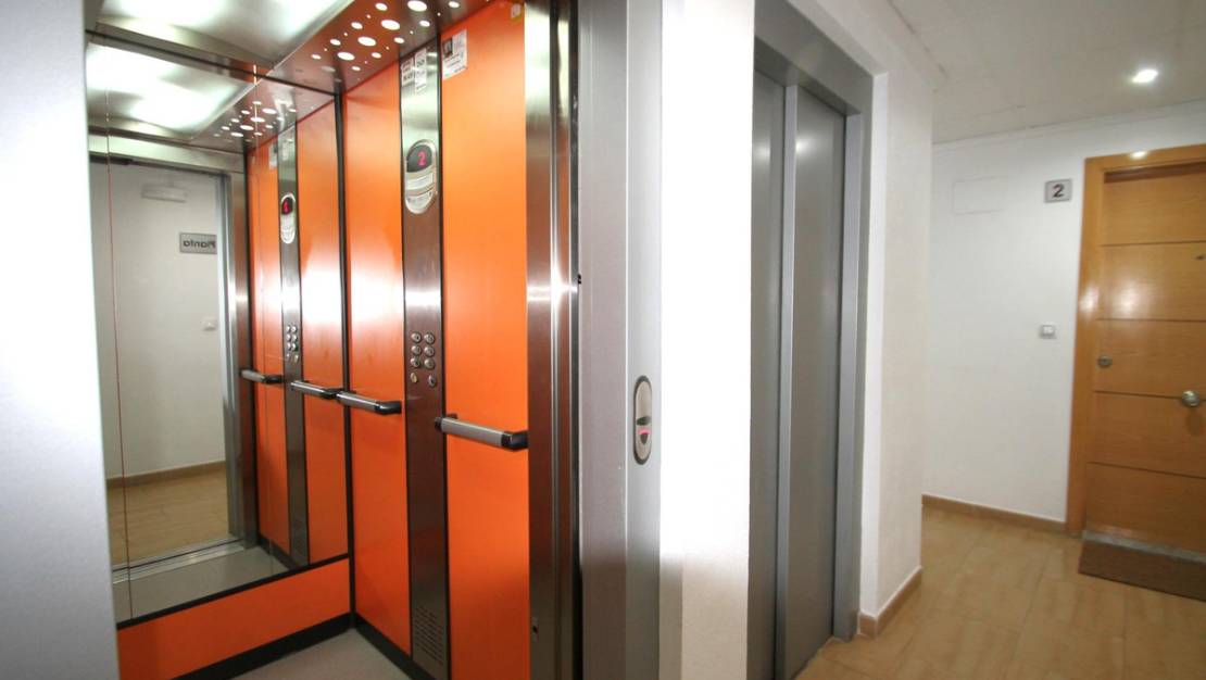 Venta - Apartment - Torrevieja - Torrevieja Centro