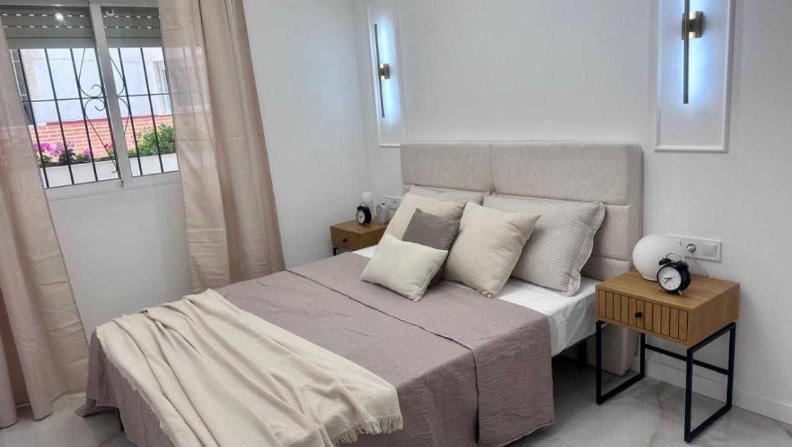 Venta - Apartment - Torrevieja - Torrevieja Centro