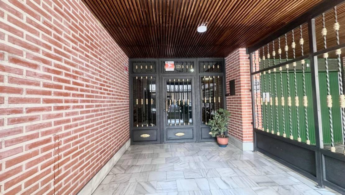 Venta - Apartment - Torrevieja - Torrevieja Centro