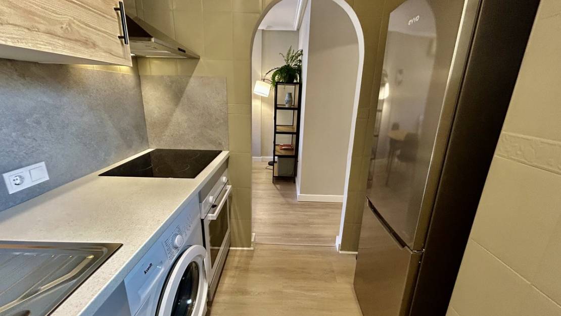 Venta - Apartment - Torrevieja - Torrevieja Centro