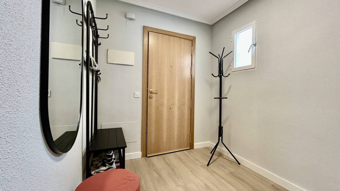 Venta - Apartment - Torrevieja - Torrevieja Centro