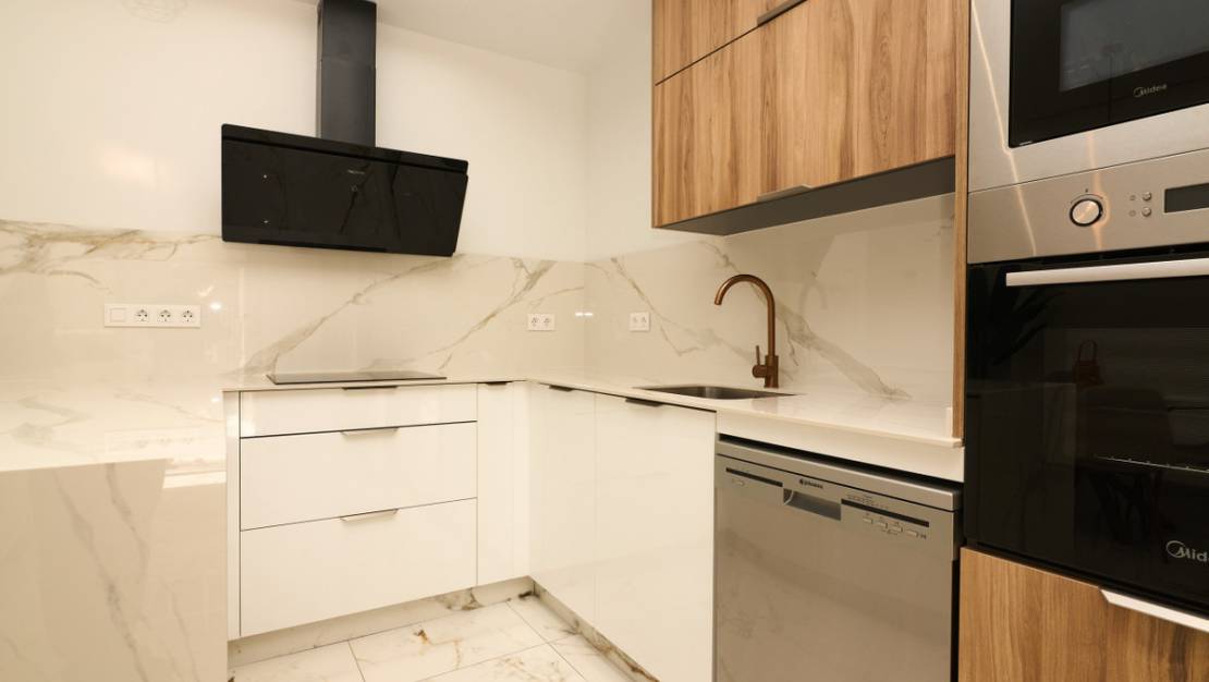Venta - Apartment - Torrevieja - Torrevieja Centro