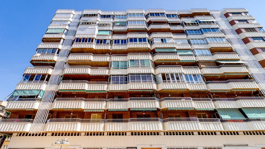 Venta - Apartment - Torrevieja - Torrevieja Centro
