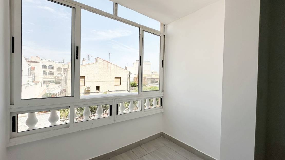 Venta - Apartment - Torrevieja - Torrevieja Centro