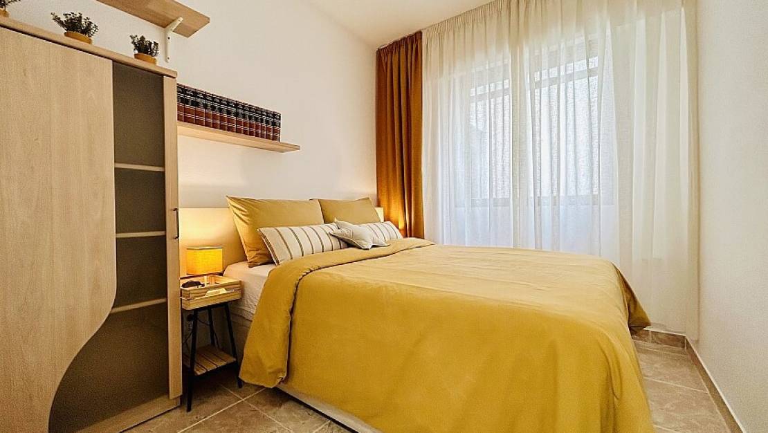 Venta - Apartment - Torrevieja - Torrevieja Centro