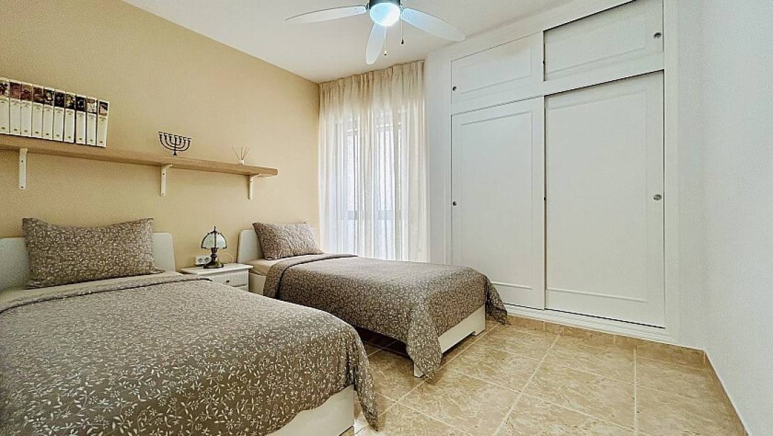 Venta - Apartment - Torrevieja - Torrevieja Centro