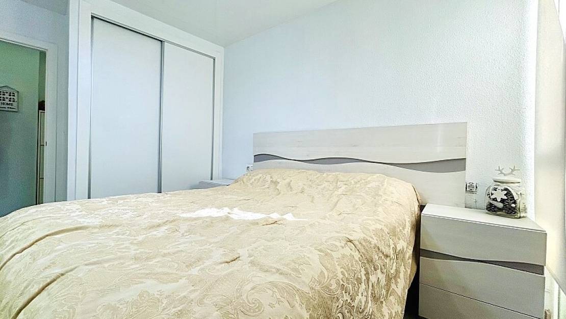 Venta - Apartment - Torrevieja - Torrevieja Centro