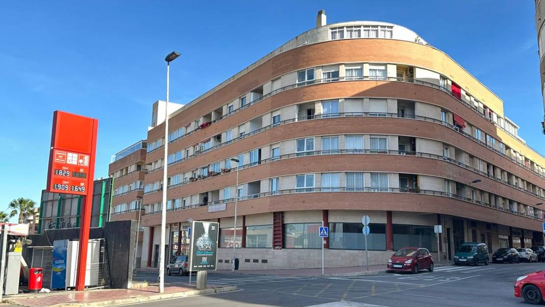 Venta - Apartment - Torrevieja - Torrevieja Centro