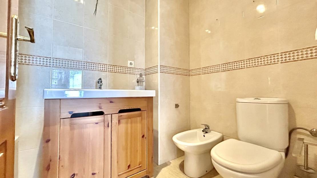 Venta - Apartment - Torrevieja - Torrevieja Centro