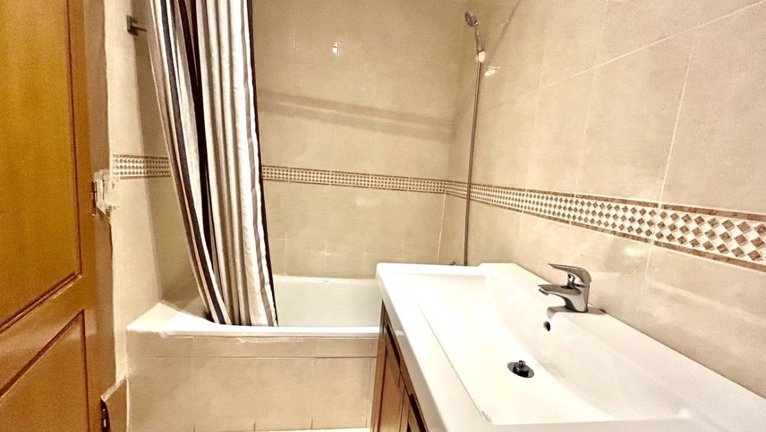 Venta - Apartment - Torrevieja - Torrevieja Centro