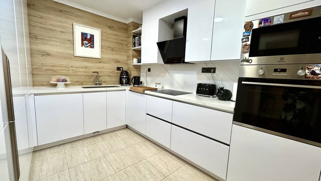 Venta - Apartment - Torrevieja - Torrevieja Centro