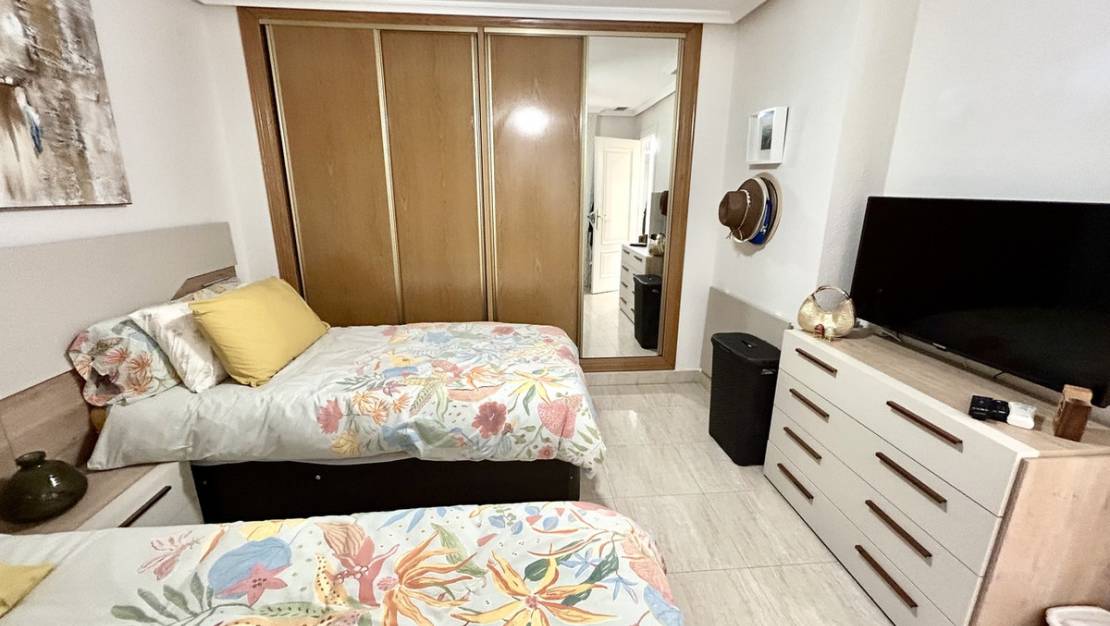 Venta - Apartment - Torrevieja - Torrevieja Centro