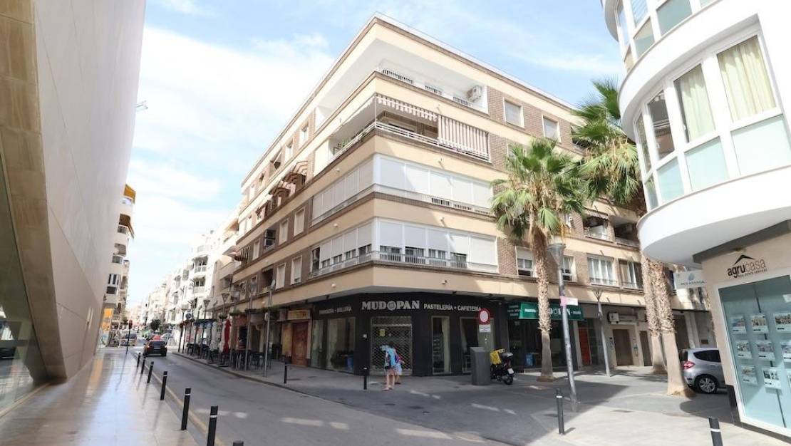 Venta - Apartment - Torrevieja - Torrevieja Centro