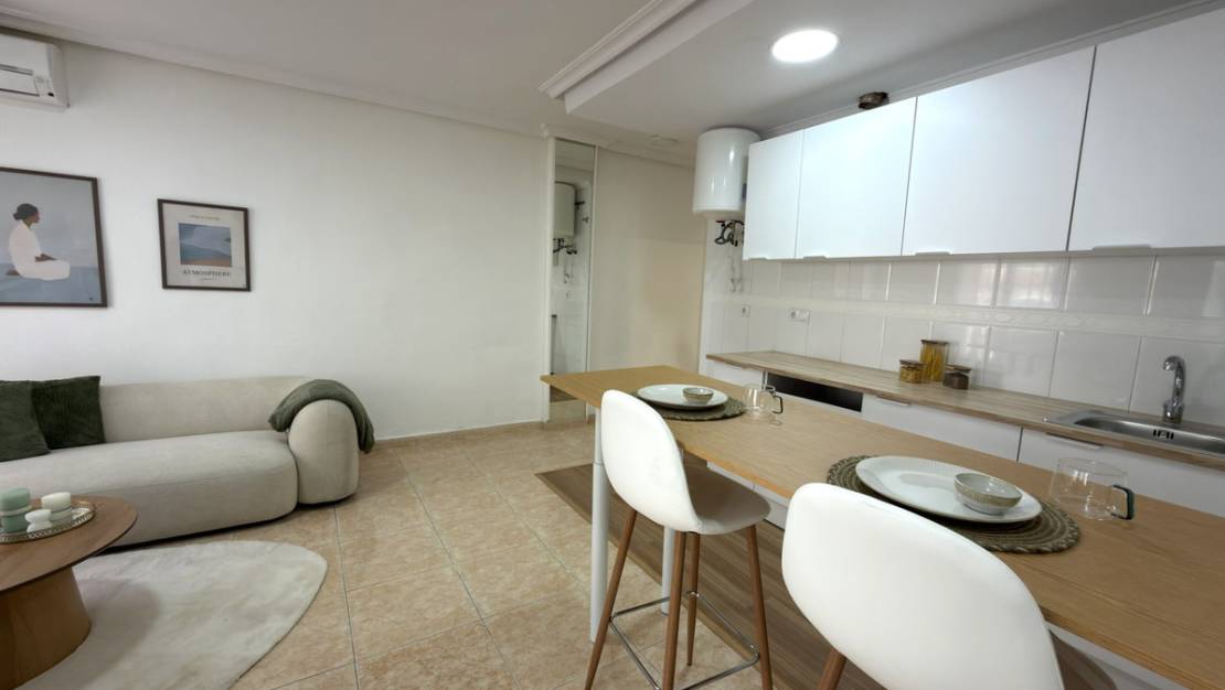 Venta - Apartment - Torrevieja - Torrevieja Centro