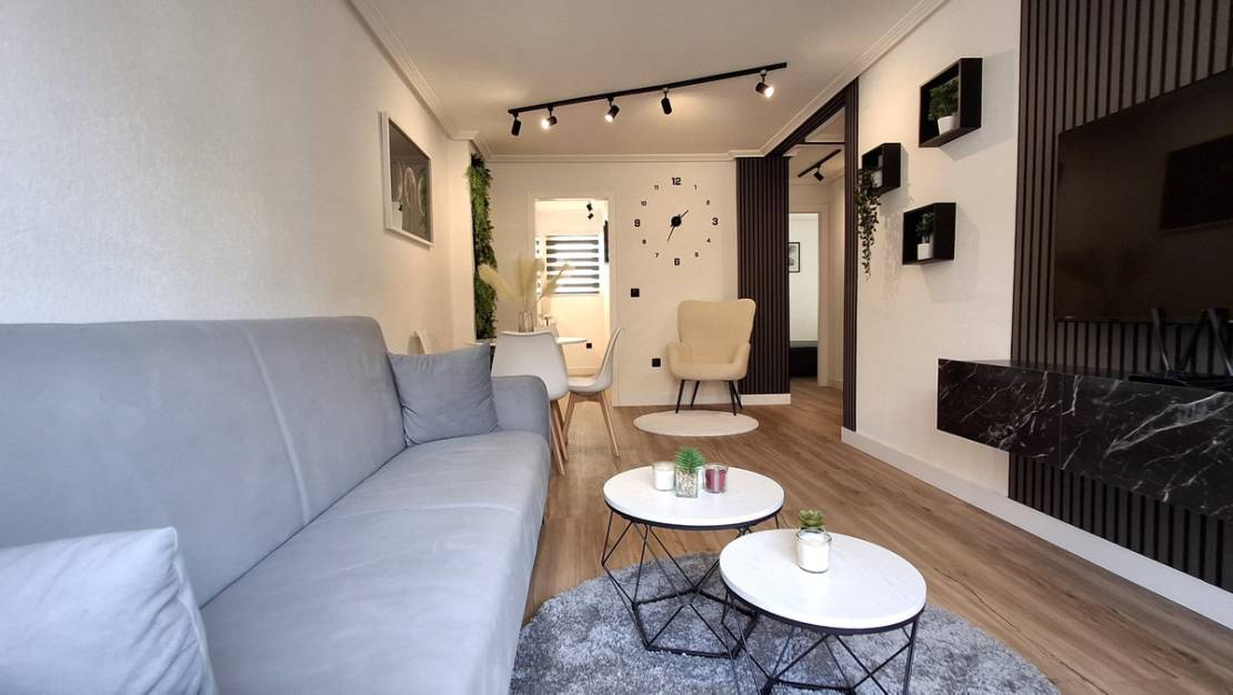 Venta - Apartment - Torrevieja - Torrevieja Centro