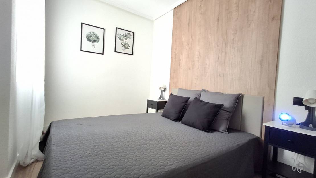 Venta - Apartment - Torrevieja - Torrevieja Centro