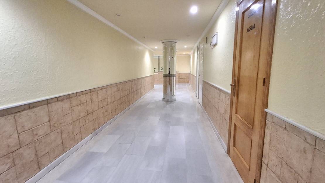 Venta - Apartment - Torrevieja - Torrevieja Centro