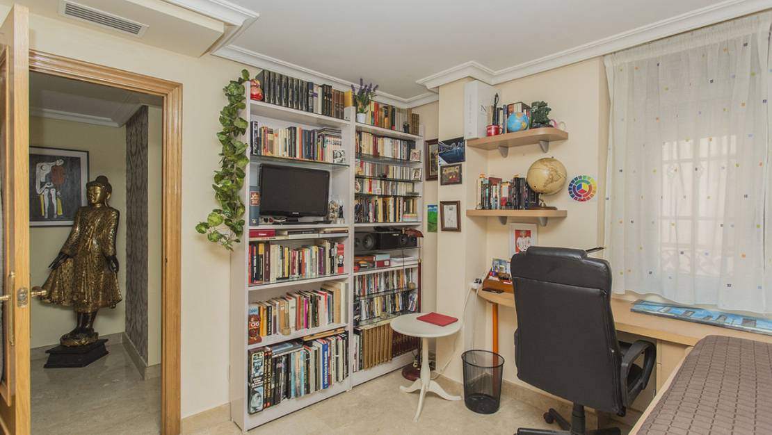 Venta - Apartment - Torrevieja - Torrevieja Centro