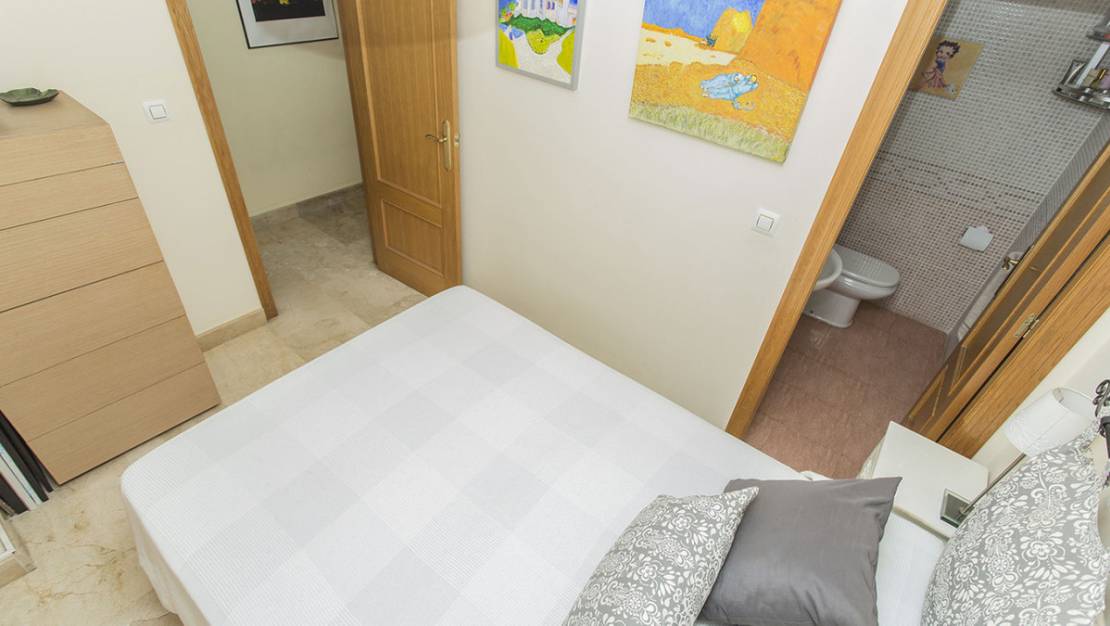 Venta - Apartment - Torrevieja - Torrevieja Centro