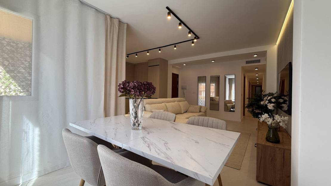 Venta - Apartment - Torrevieja - Torrevieja Centro