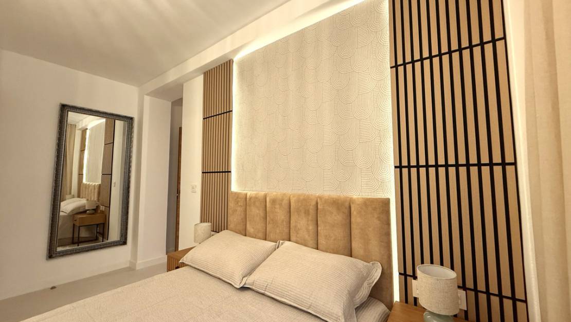 Venta - Apartment - Torrevieja - Torrevieja Centro