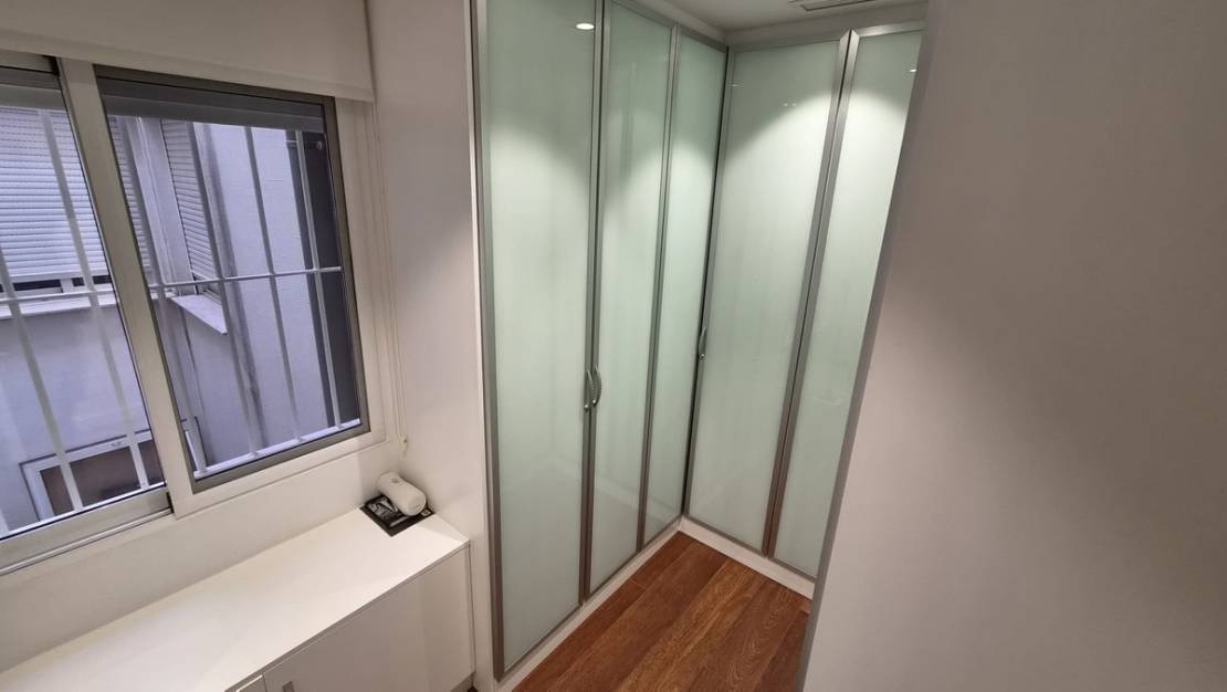 Venta - Apartment - Torrevieja - Torrevieja Centro