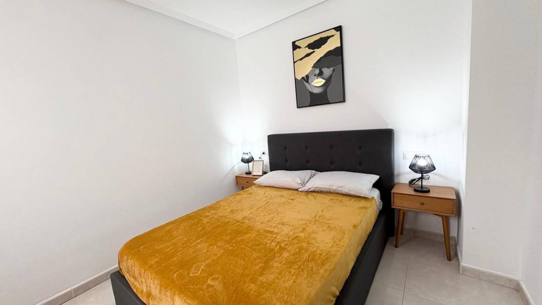 Venta - Apartment - Torrevieja - Torrevieja Centro
