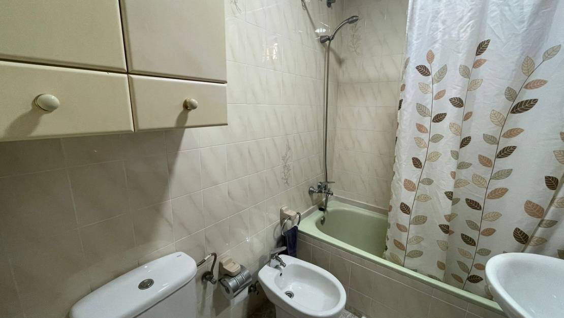 Venta - Apartment - Torrevieja - Torrevieja Centro